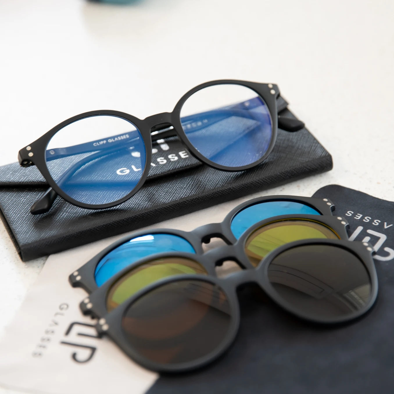 Clipp Glasses Sierra monitor szemüveg kiegészítőkkel
