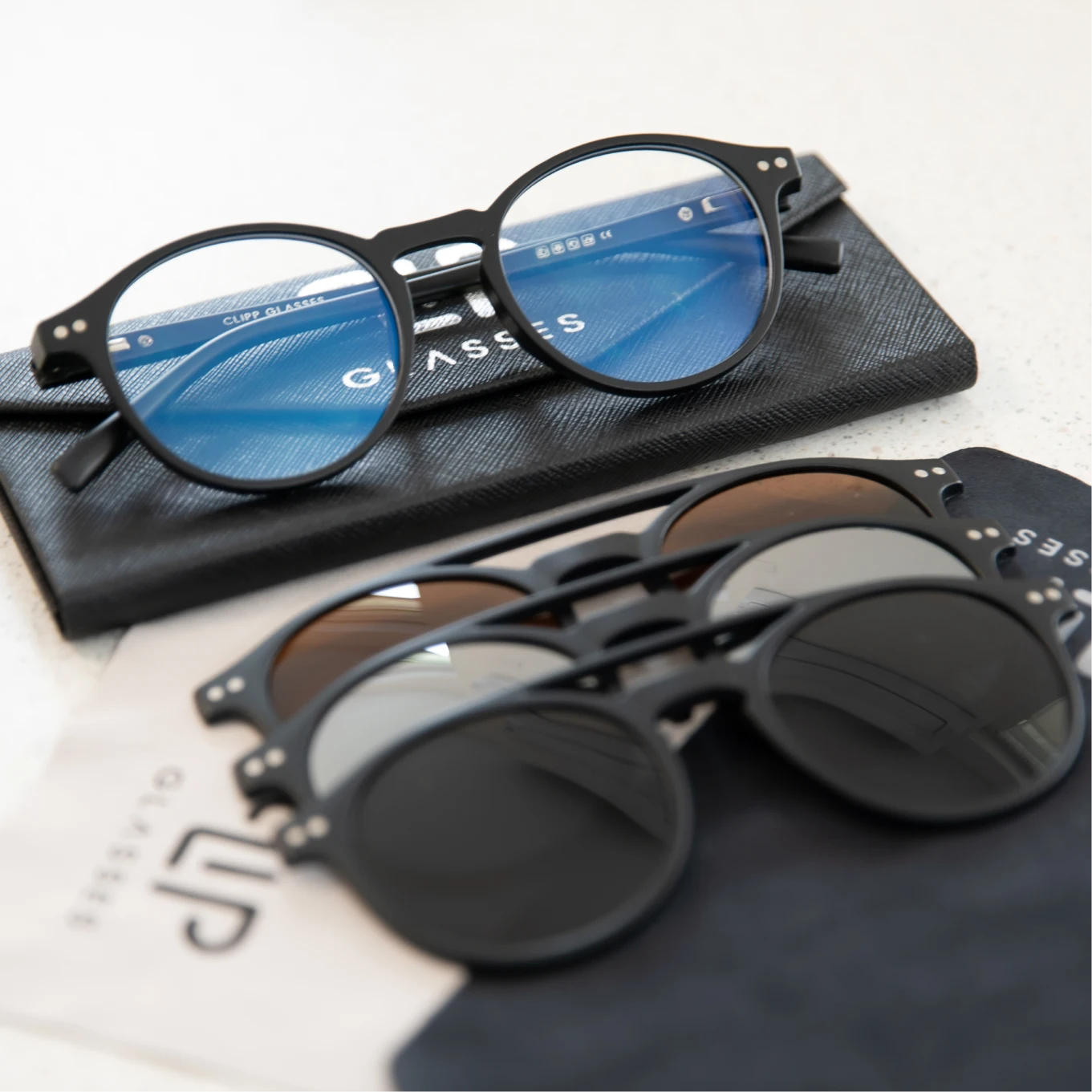 Clipp Glasses Sierra+ monitor szemüveg kiegészítőkkel